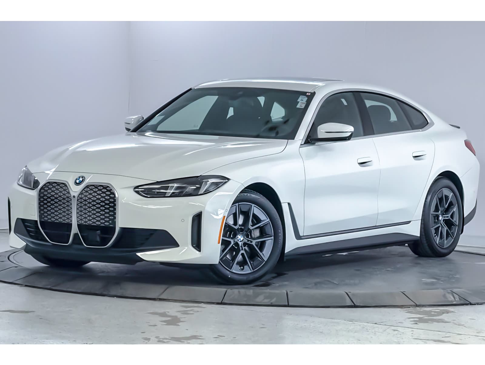 2025 BMW i4
