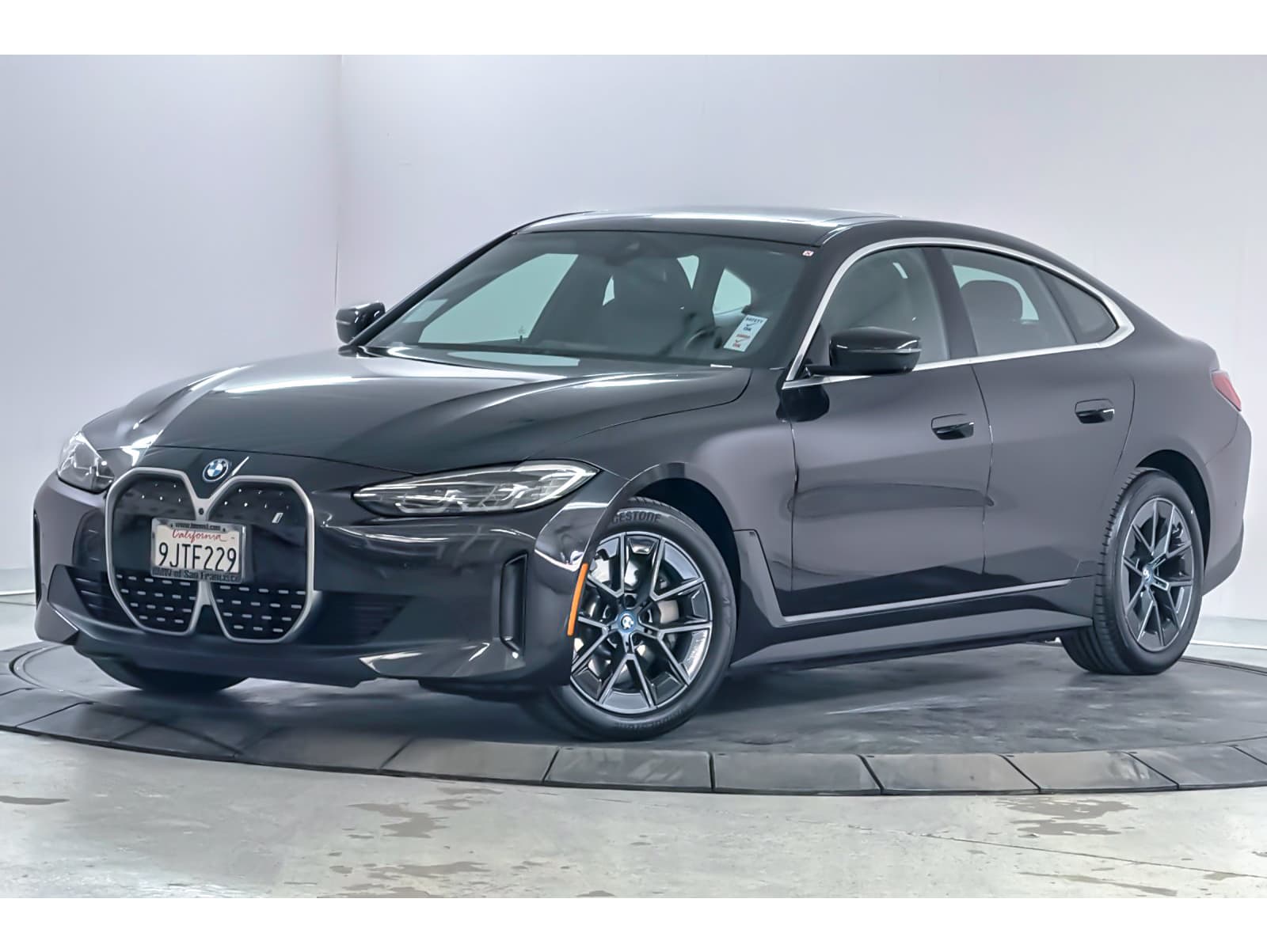 2024 BMW i4