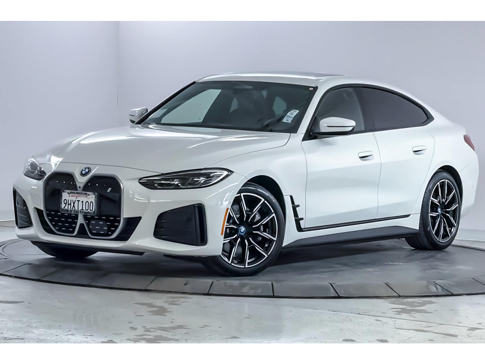 2024 BMW i4