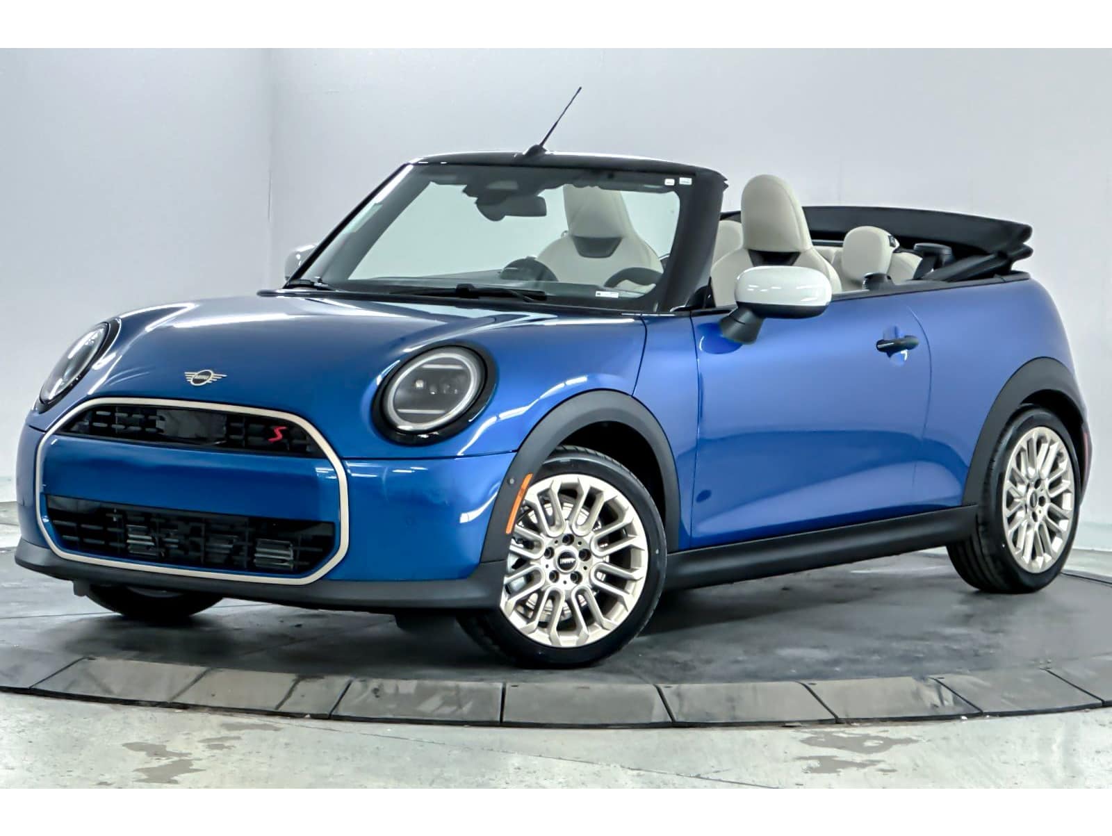 2026 MINI Convertible