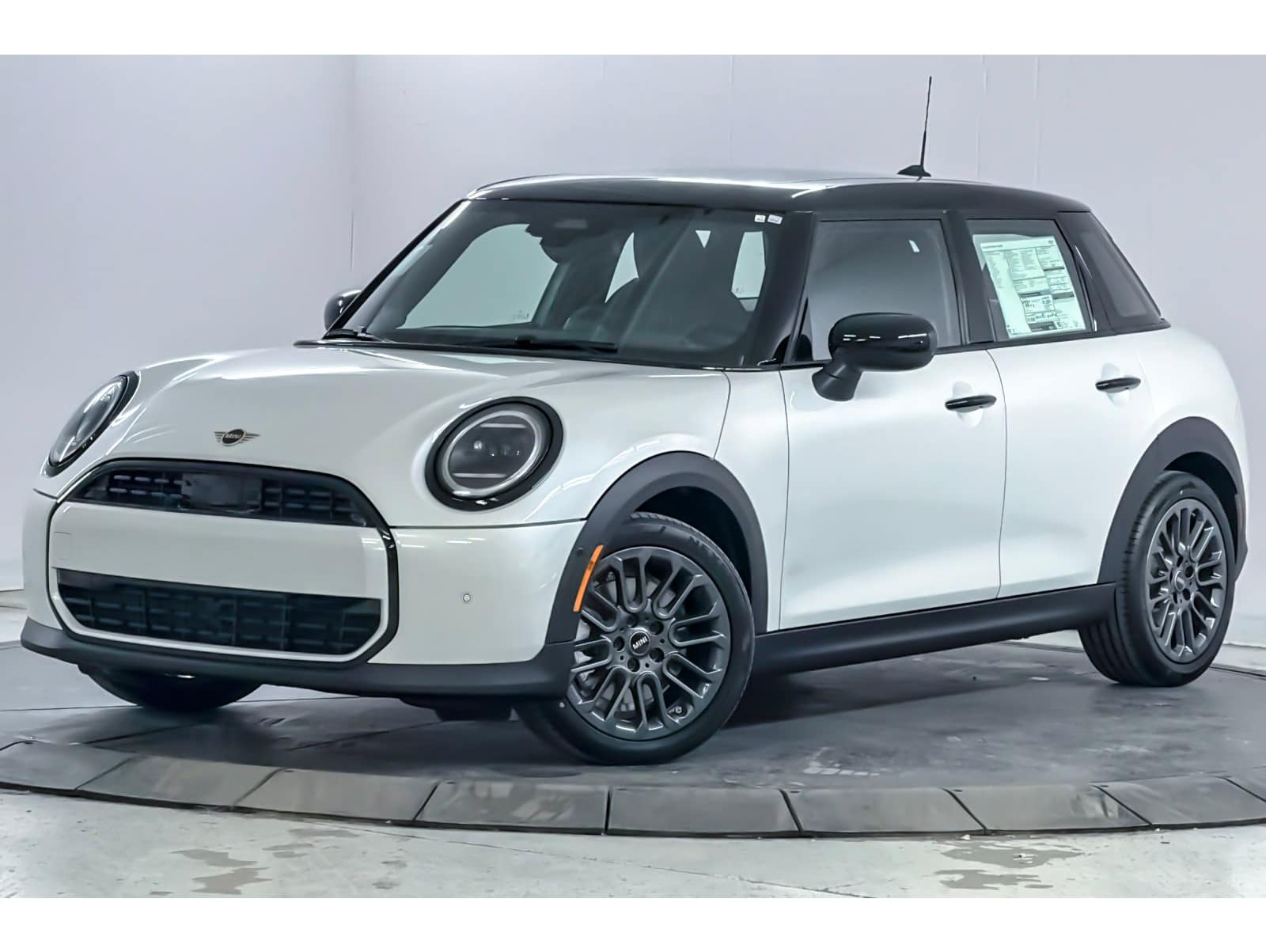 2026 MINI Hardtop 4 Door