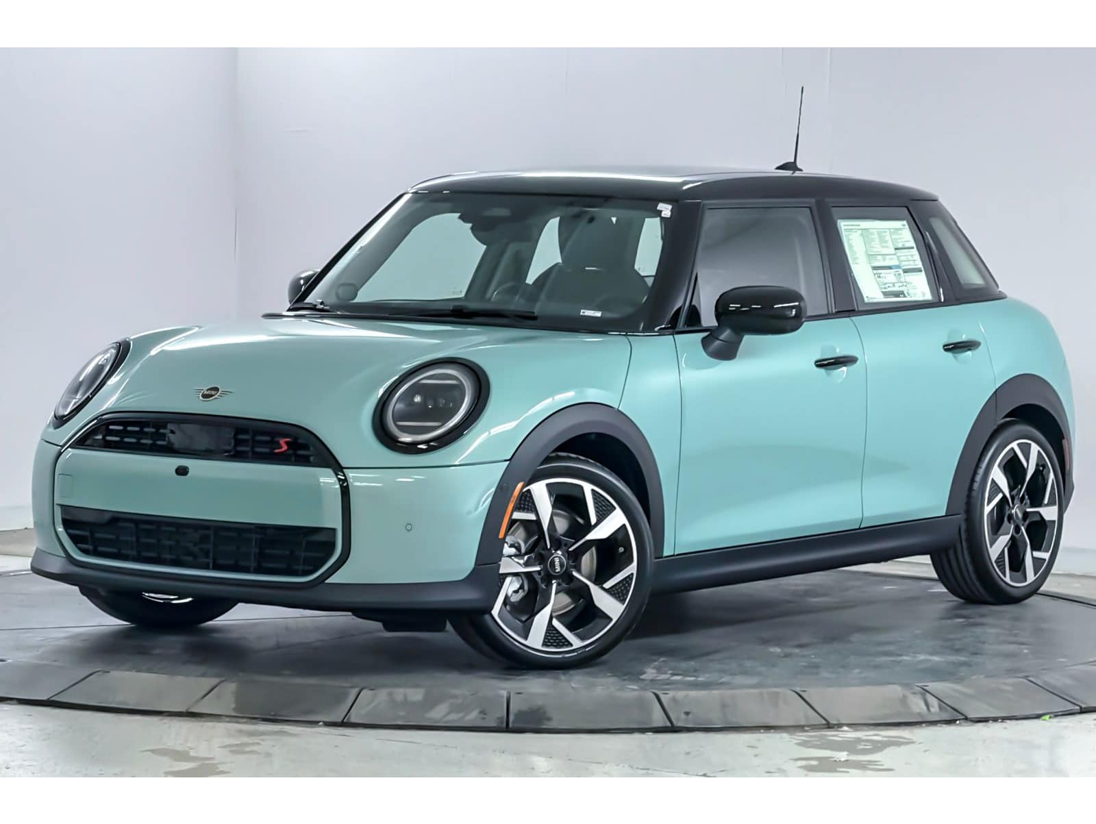 2026 MINI Hardtop 4 Door