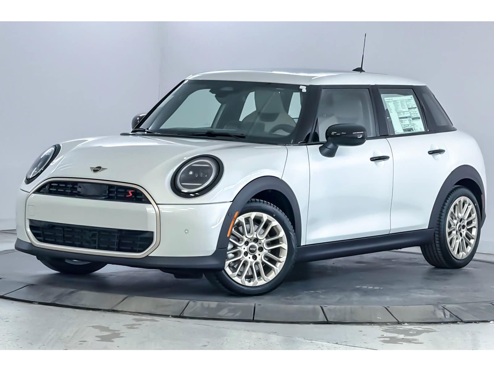 2026 MINI Hardtop 4 Door