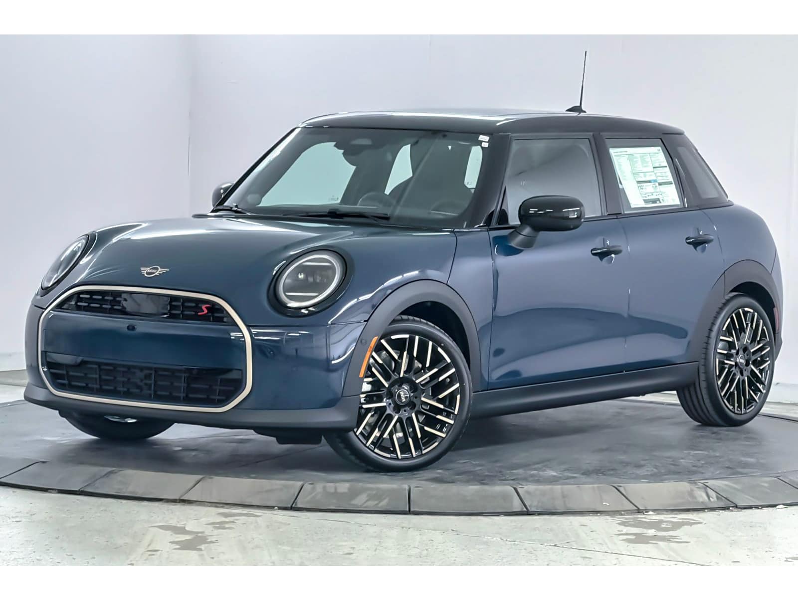 2026 MINI Hardtop 4 Door
