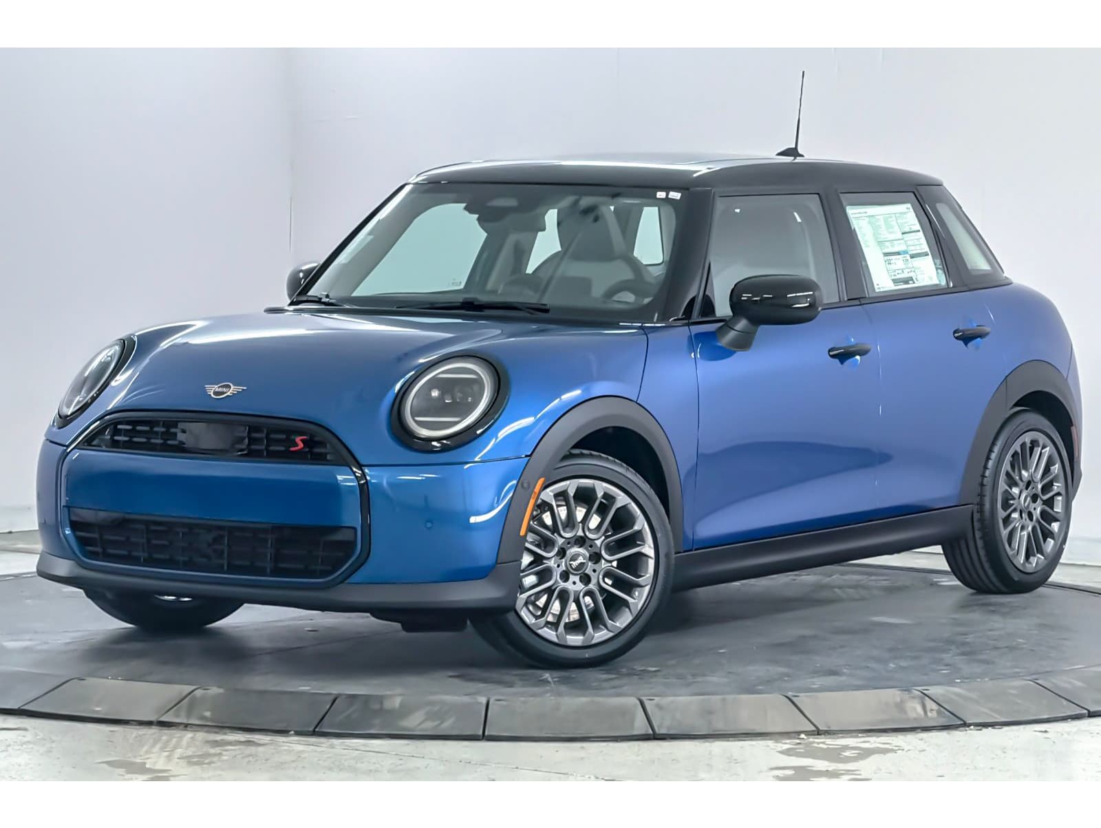 2026 MINI Hardtop 4 Door