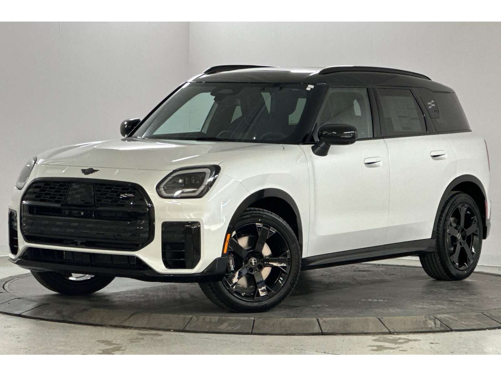2026 MINI Countryman S's photo