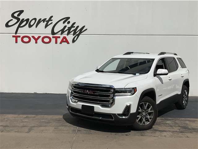 2023 GMC Acadia SLT's photo