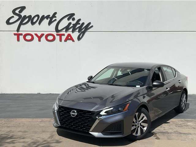 2024 Nissan Altima S