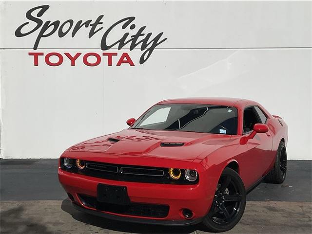 2022 Dodge Challenger SXT