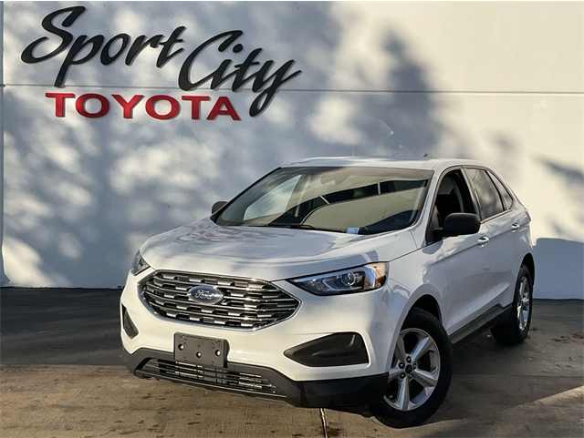 2020 Ford Edge SE's photo