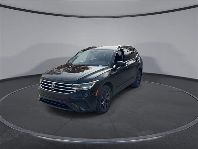 2024 Volkswagen Tiguan SE's photo