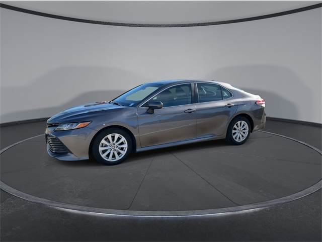2020 Toyota Camry LE's photo