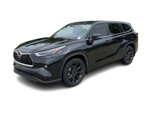 2023 Toyota Highlander LE -
                Dallas, TX