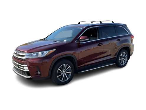 2019 Toyota Highlander XLE Hero Image