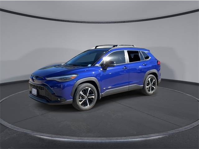 2025 Toyota Corolla Cross XSE's photo