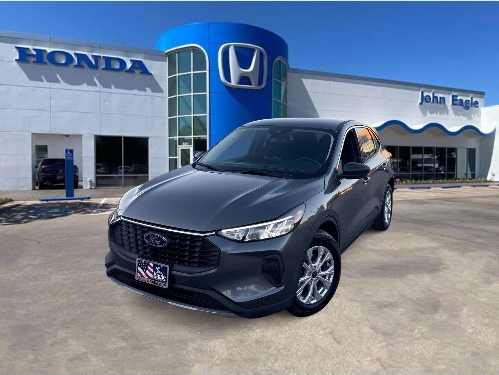 2023 Ford Escape Active's photo