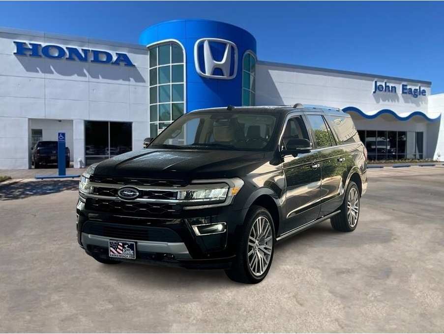 2023 Ford Expedition Limited's photo
