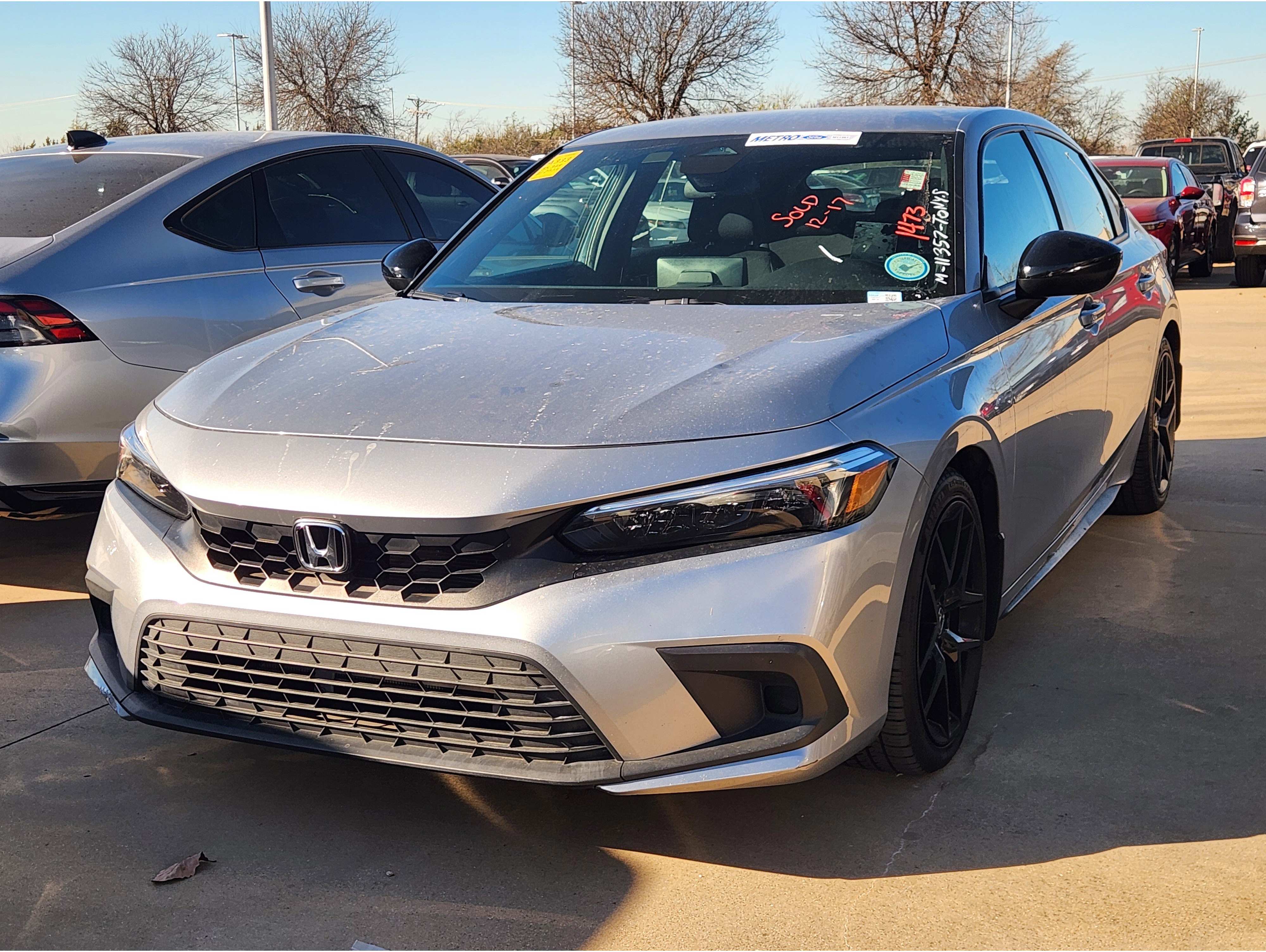 2023 Honda Civic Hatchback Sport's photo