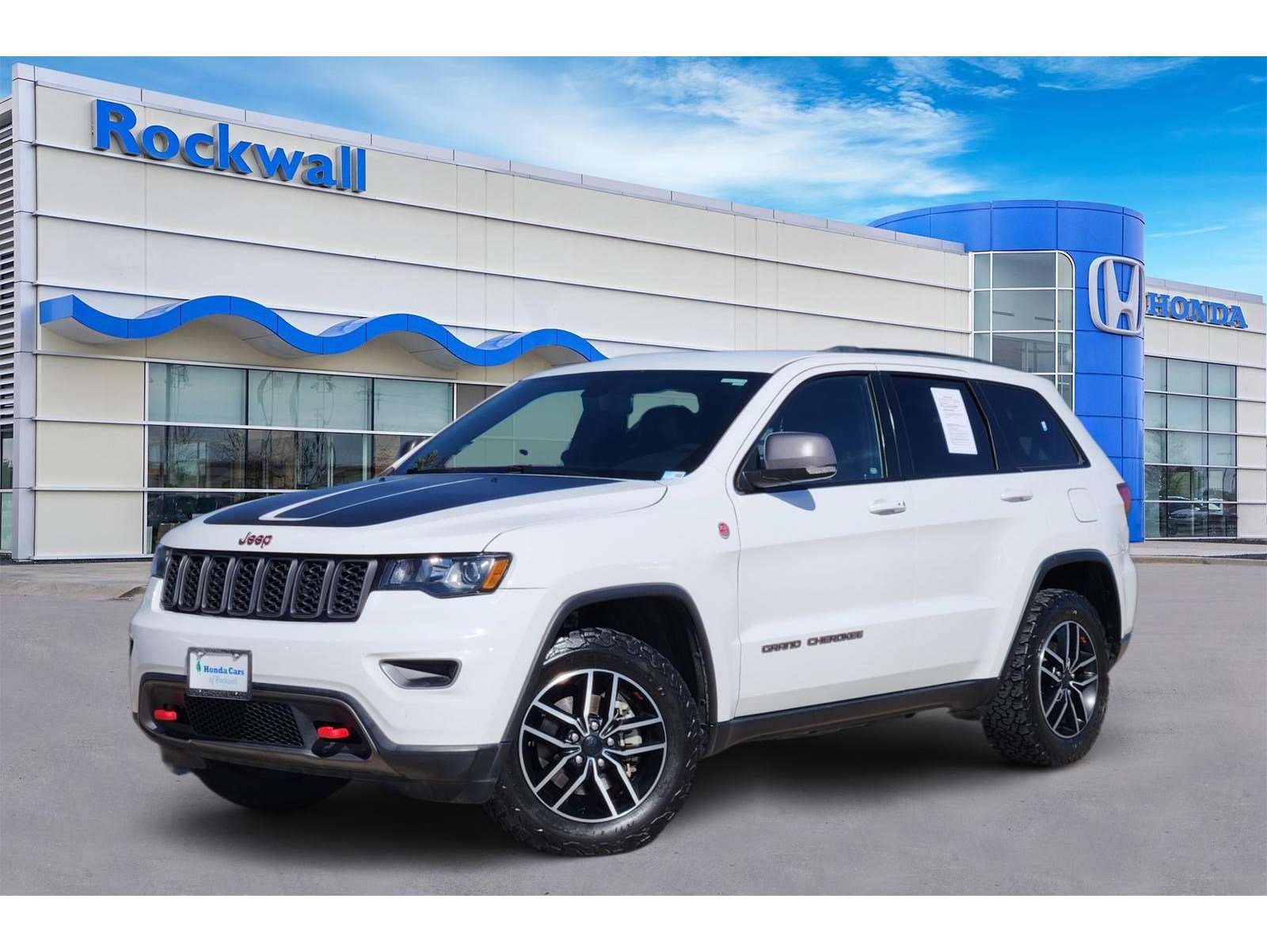 2019 Jeep Grand Cherokee Trailhawk's photo