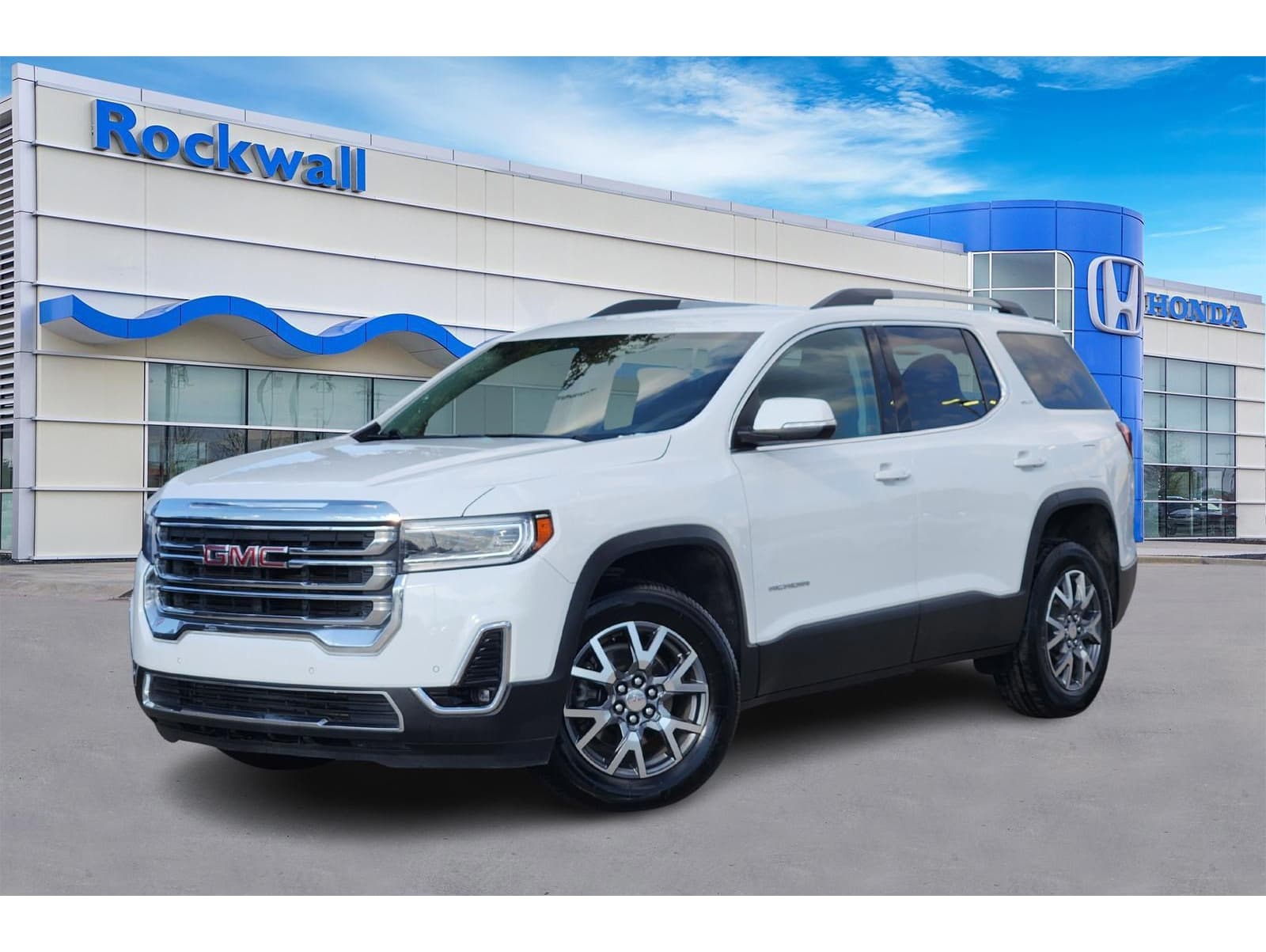 2023 GMC Acadia SLT's photo