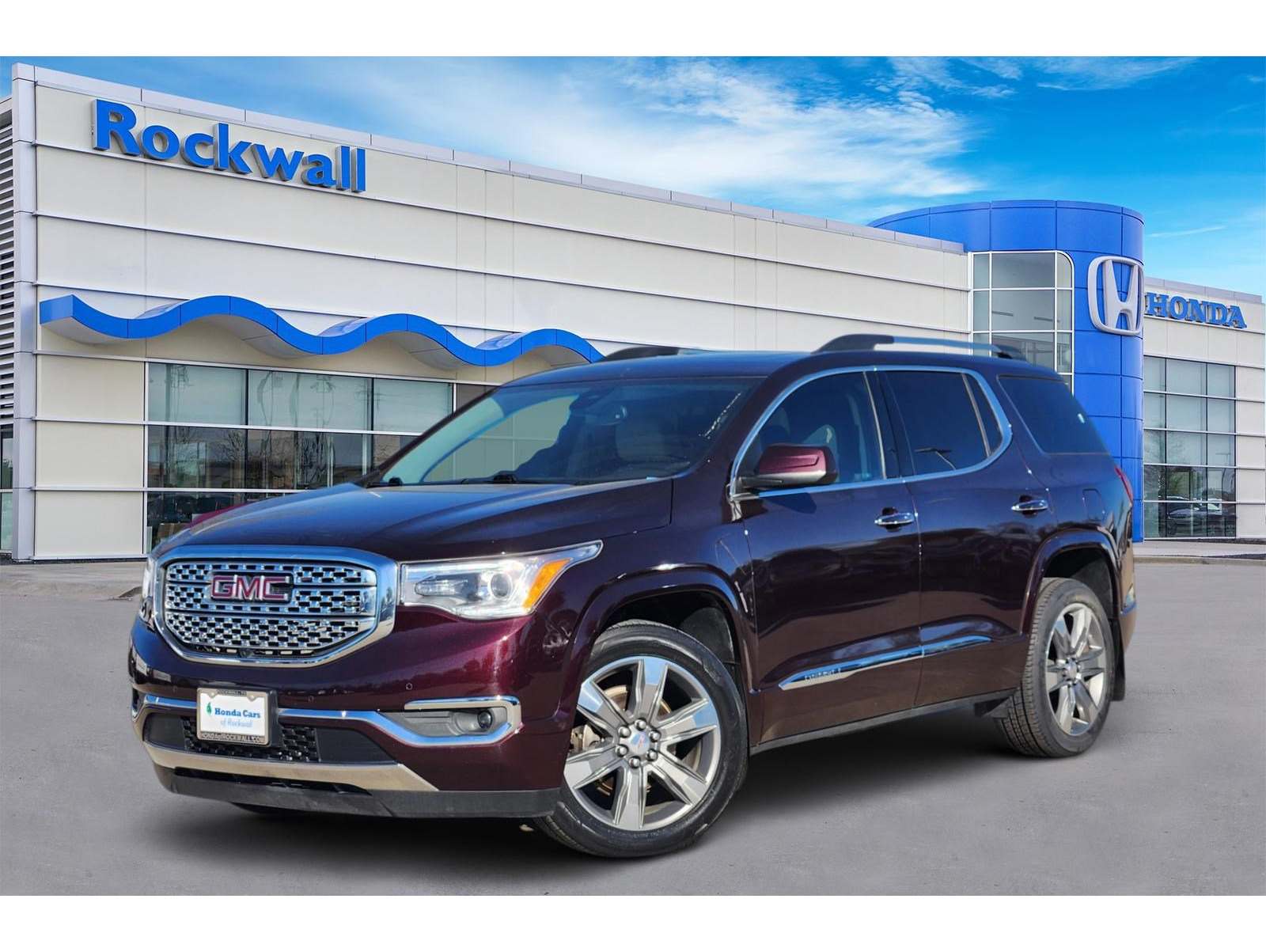 2018 GMC Acadia Denali's photo