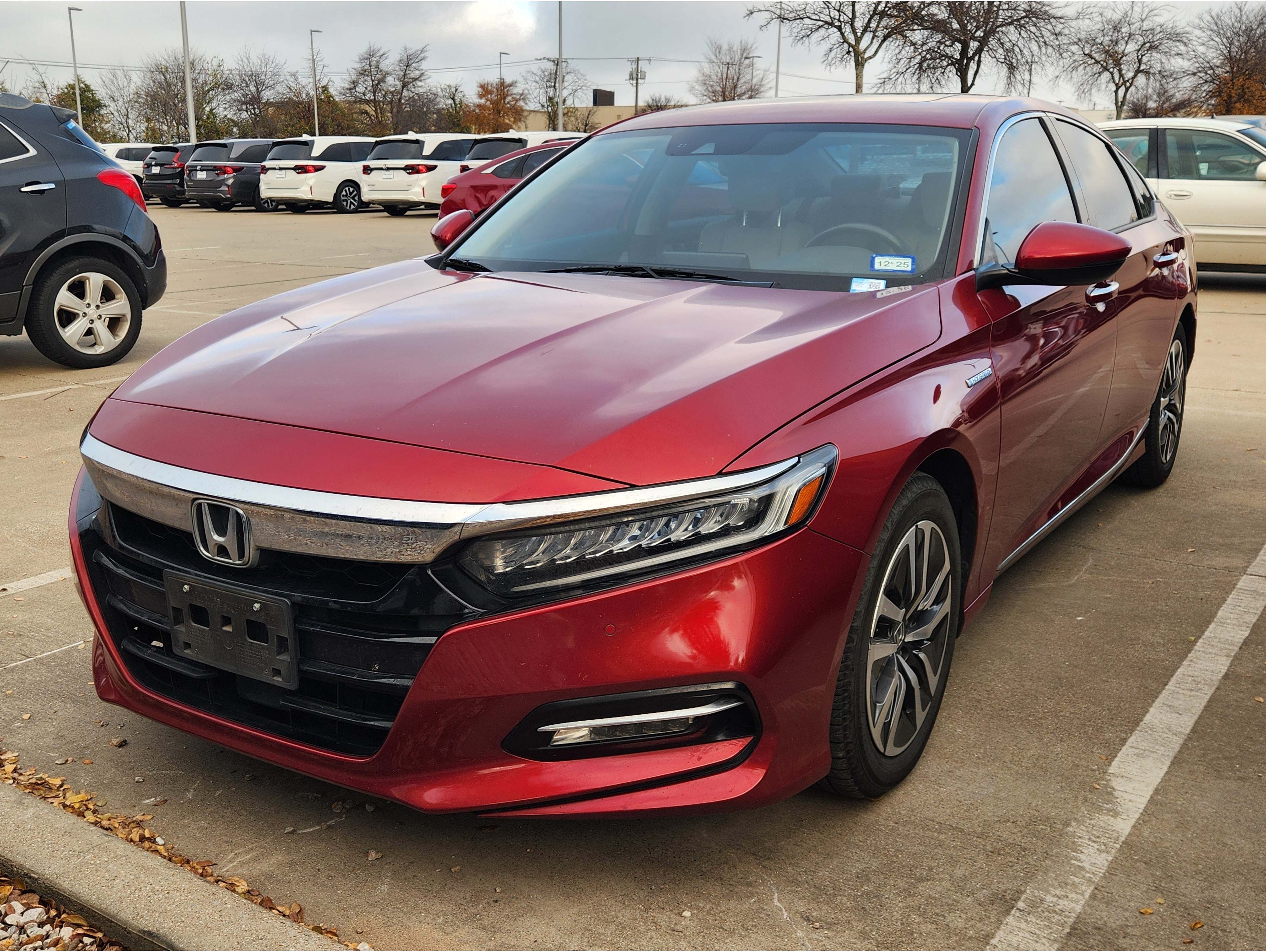 2019 Honda Accord Hybrid Touring's photo