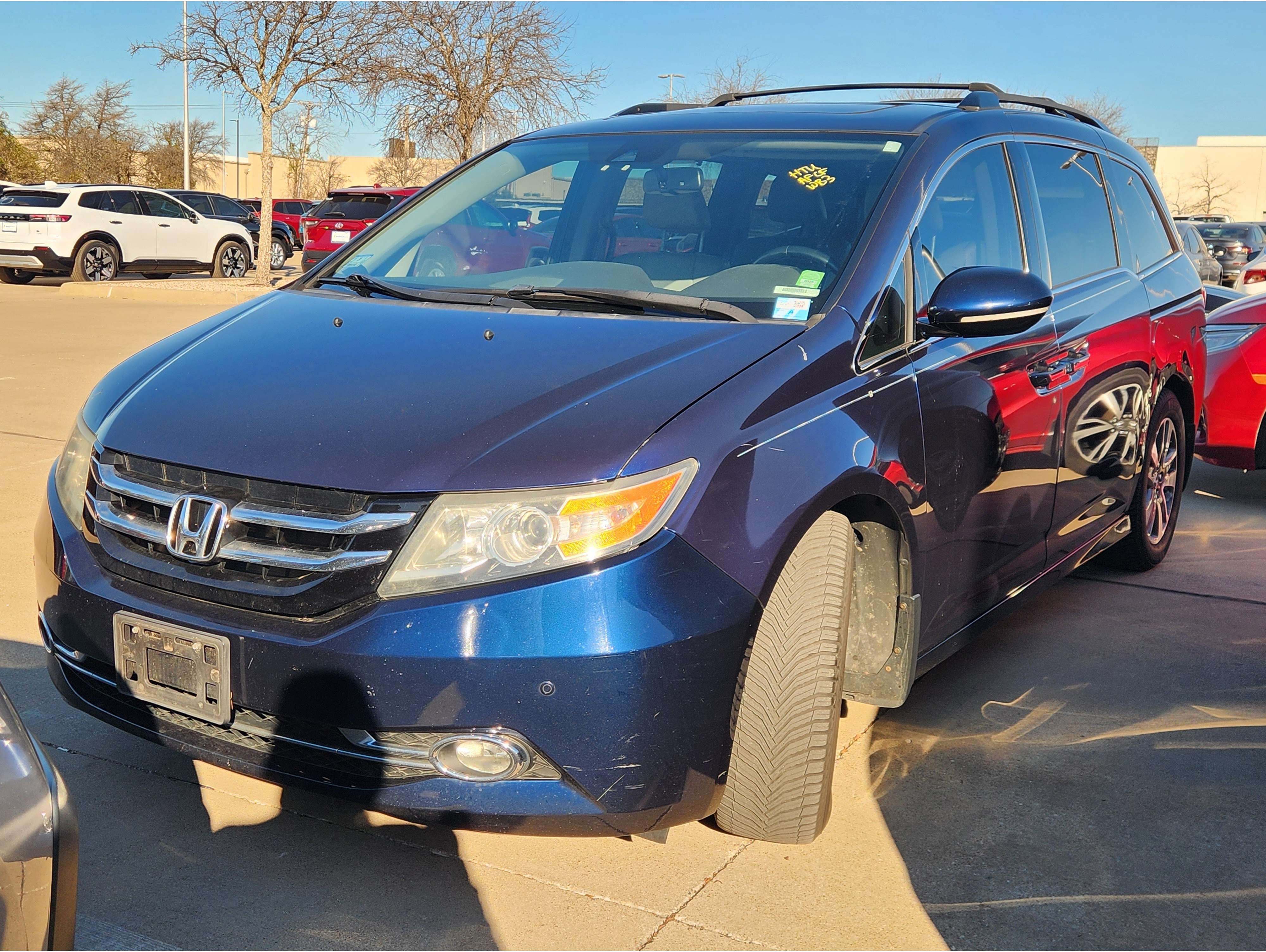 2016 Honda Odyssey Touring's photo