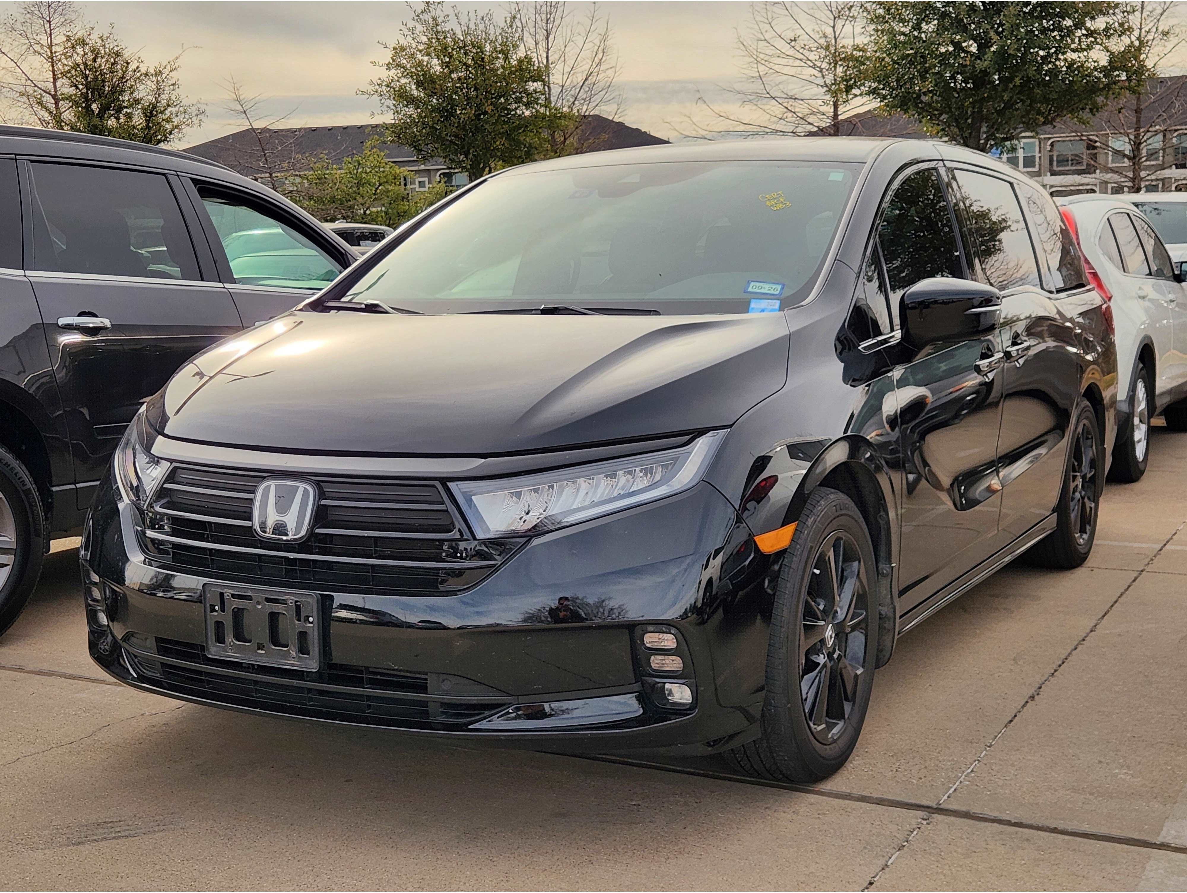 2024 Honda Odyssey Sport's photo