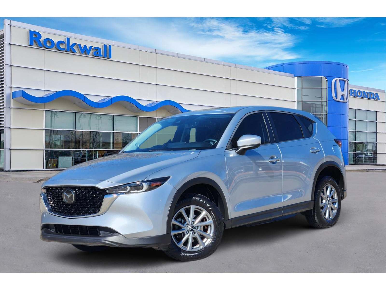 2022 Mazda CX-5 S Preferred package