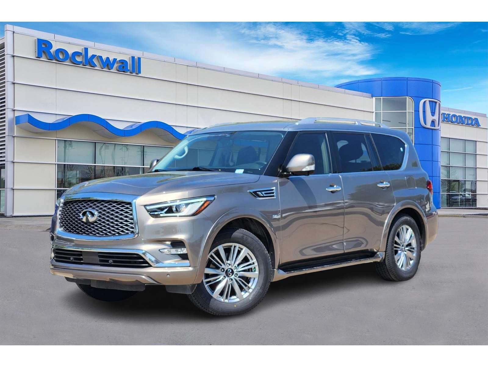 2019 INFINITI QX80 Base's photo