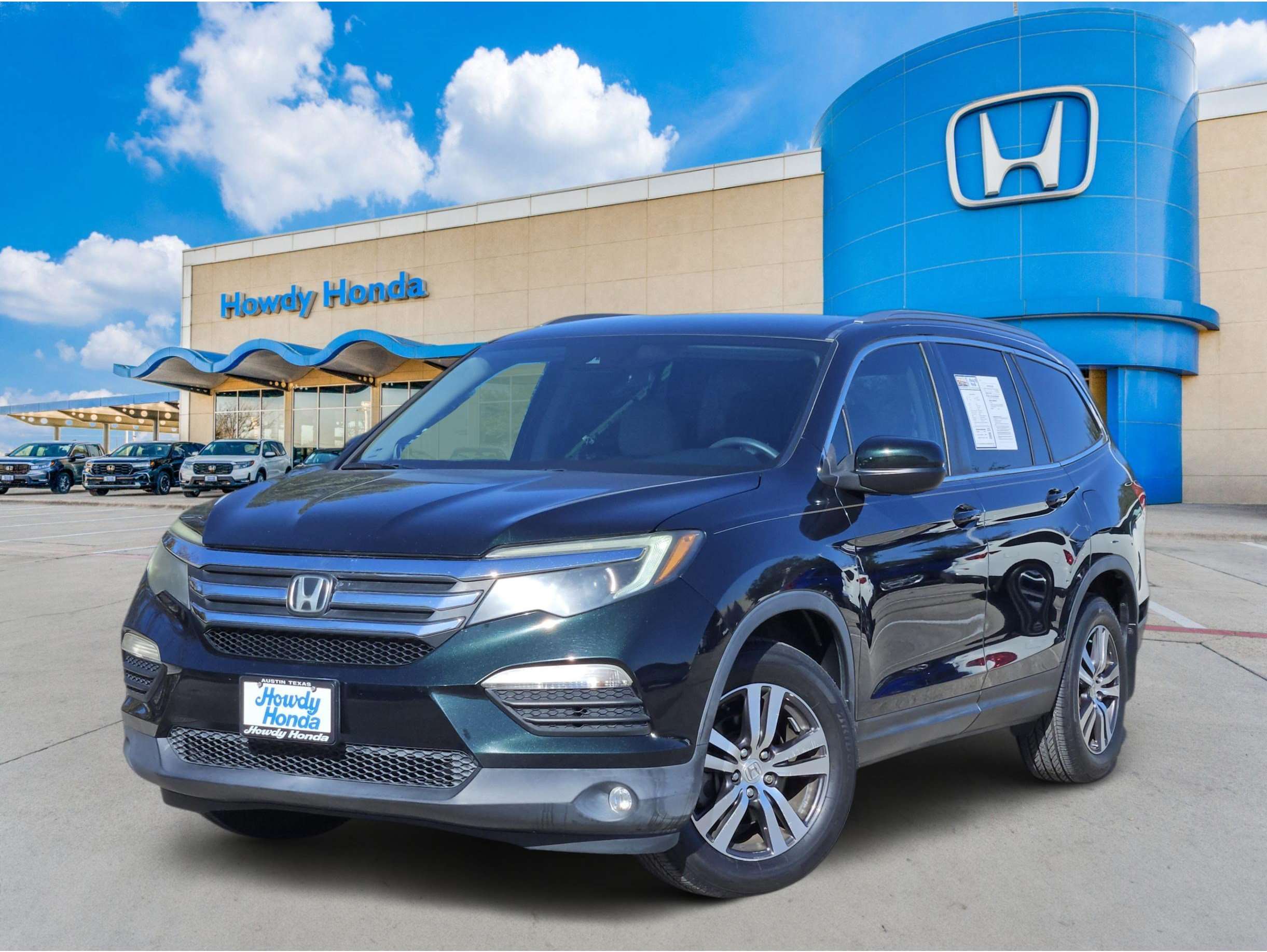 2016 Honda Pilot EX's photo