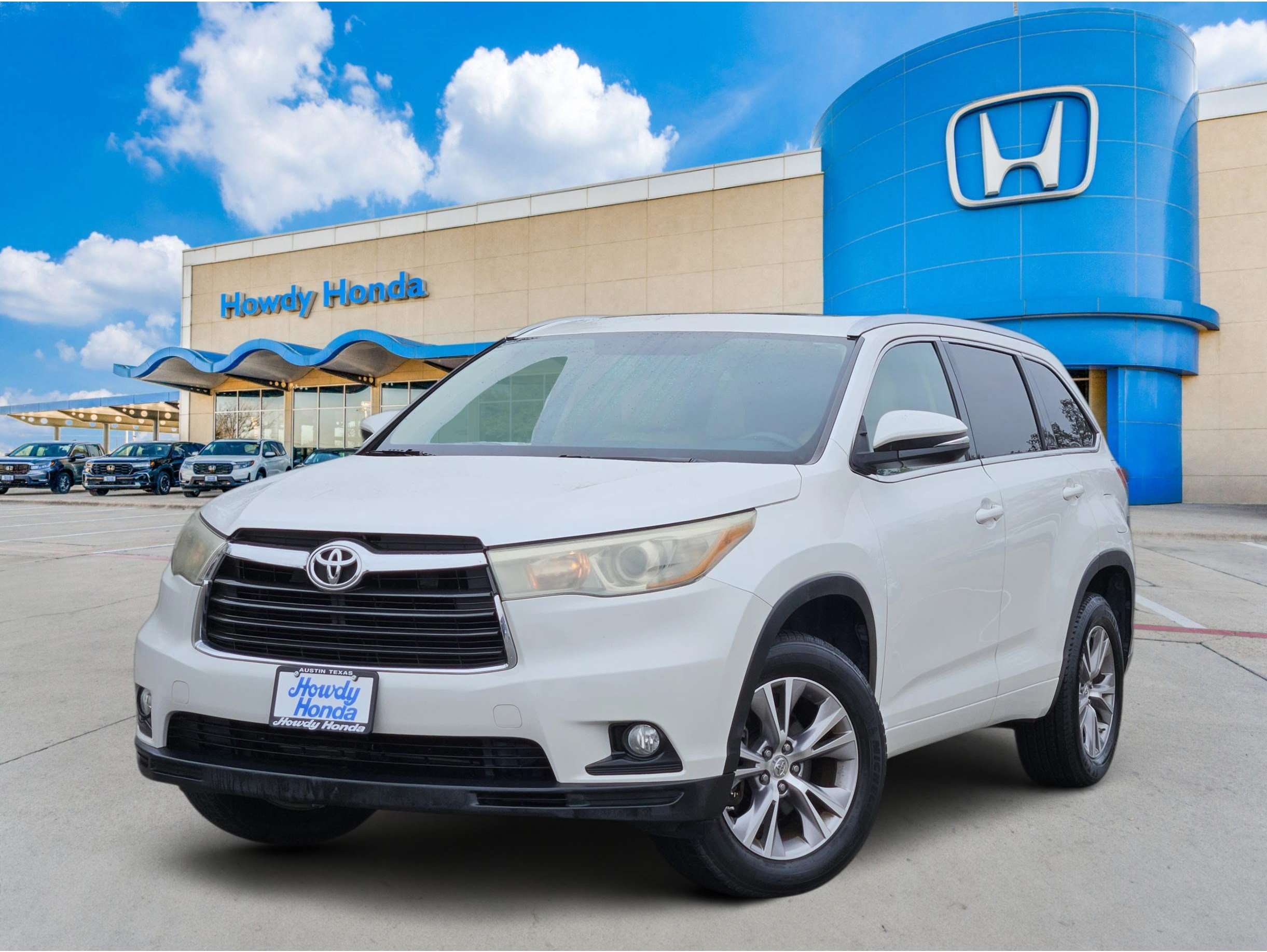 2015 Toyota Highlander XLE's photo
