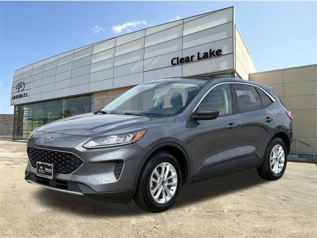2022 Ford Escape SE's photo