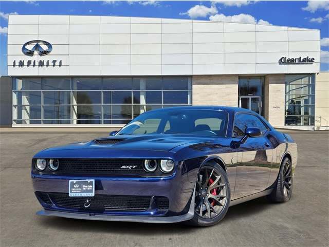 2016 Dodge Challenger SRT