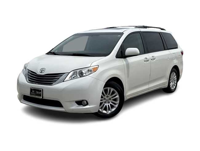 2017 Toyota Sienna XLE Hero Image