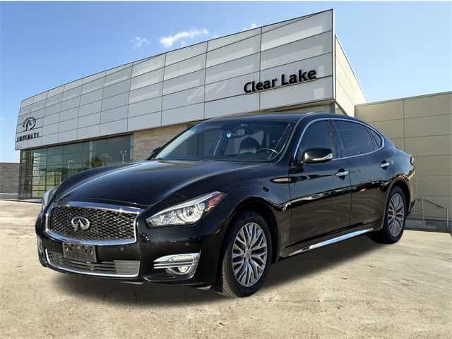 2015 INFINITI Q70L 3.7's photo