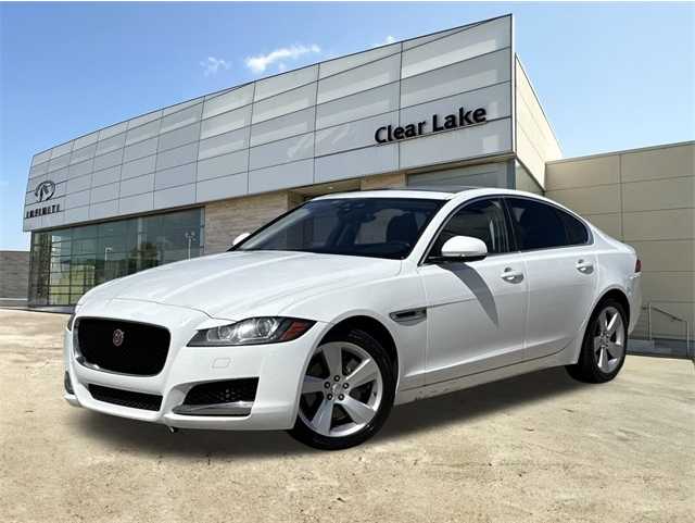 2018 Jaguar XF Base