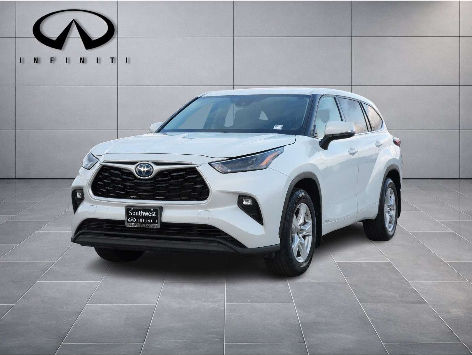 2022 Toyota Highlander LE