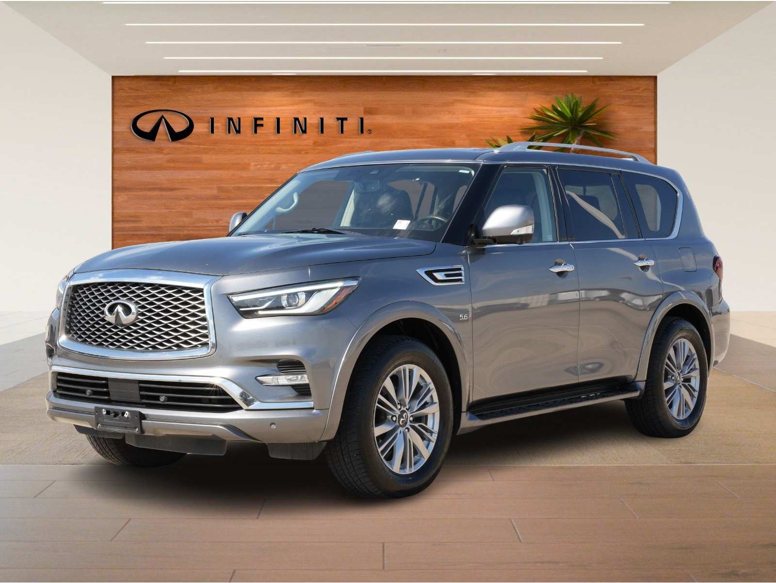 2019 INFINITI QX80 Base's photo