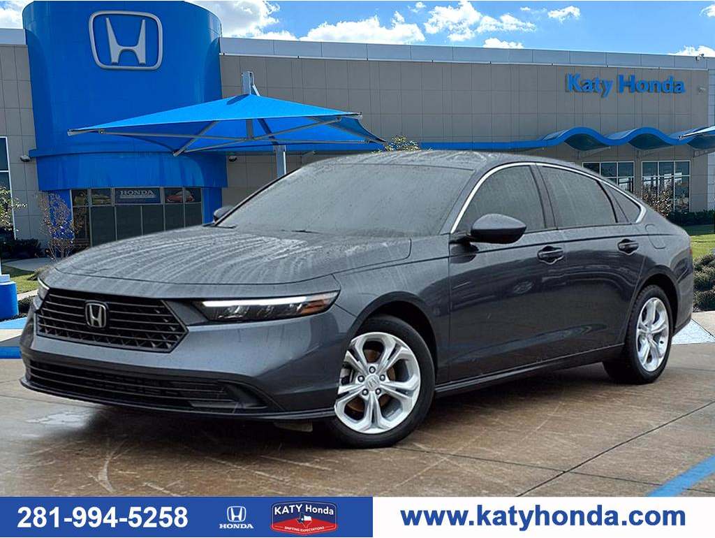 2024 Honda Accord LX's photo