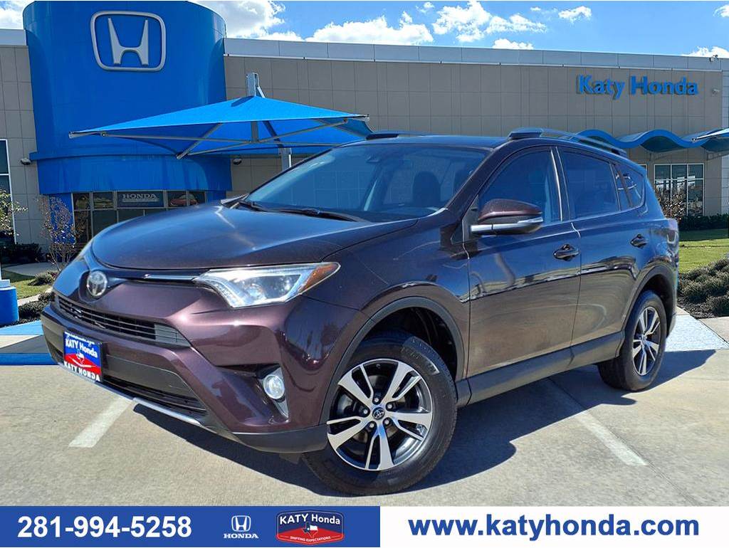 2017 Toyota RAV4 XLE