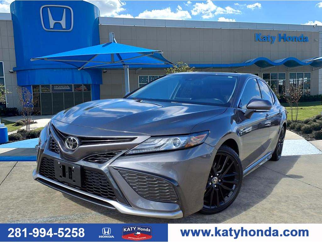 2021 Toyota Camry XSE's photo