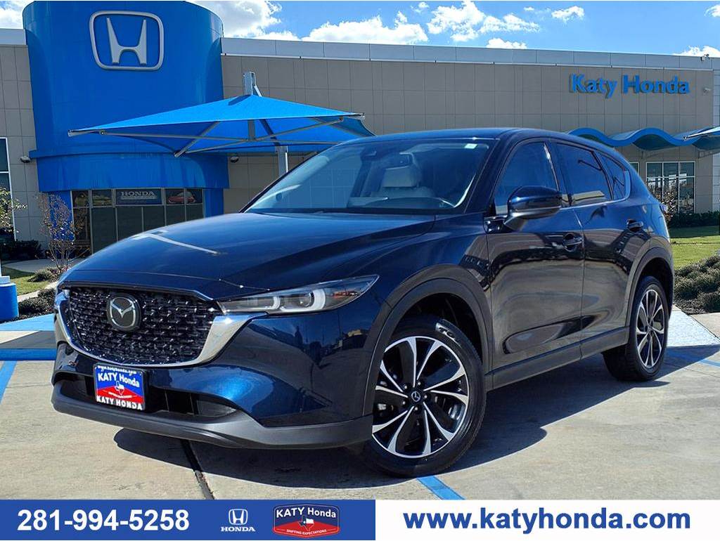 2022 Mazda CX-5 S Premium package