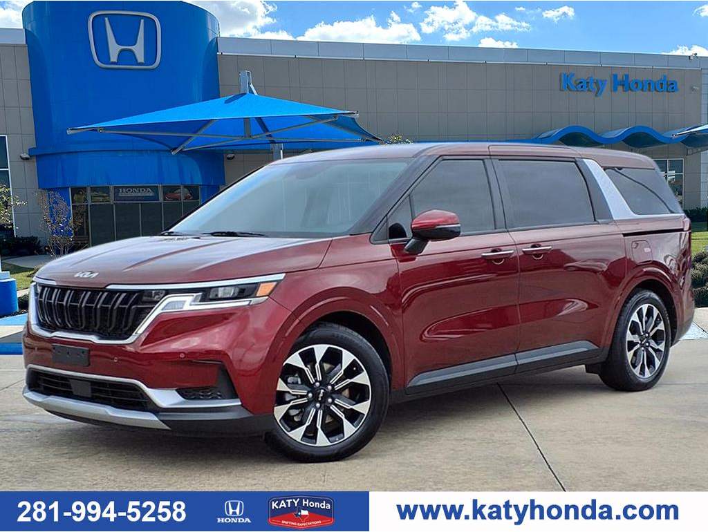 2024 Kia Carnival EX's photo