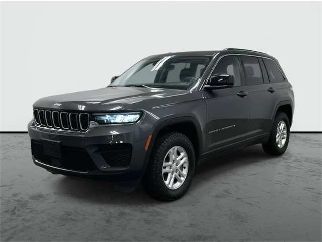 2023 Jeep Grand Cherokee Laredo's photo
