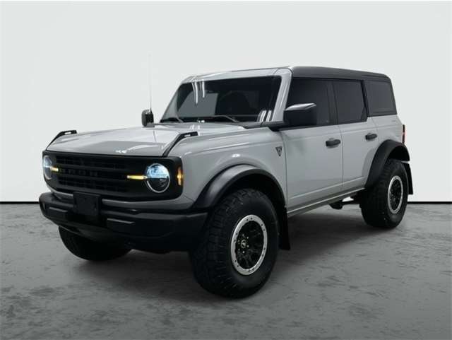 2022 Ford Bronco 4-Door Base