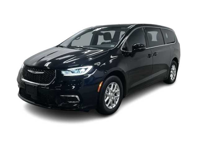 Thumbnail: 2026 Chrysler Pacifica - 1