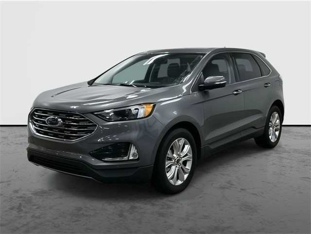 2024 Ford Edge Titanium's photo