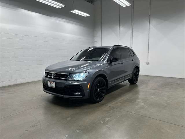 2020 Volkswagen Tiguan SE R-LINE BLACK