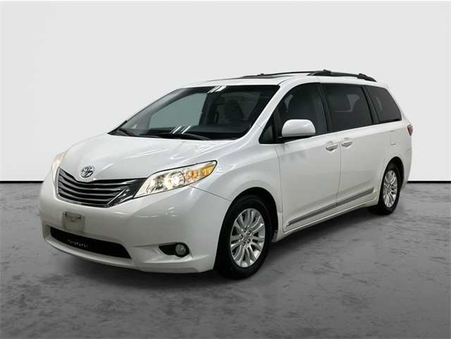 2015 Toyota Sienna XLE